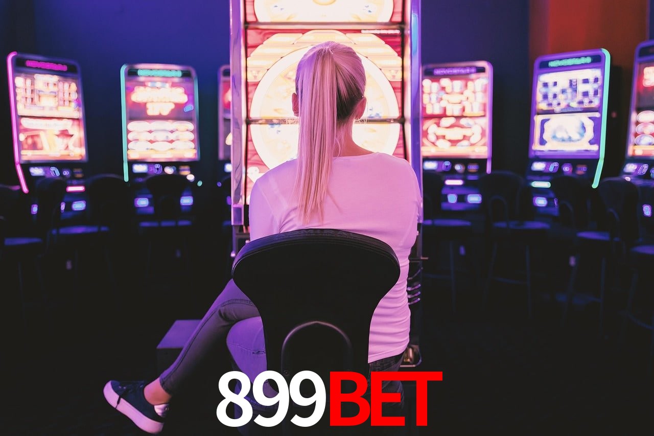 Weekend Specials 899BET
